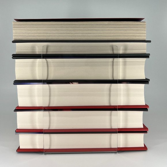 The Lunar Chronicles Hardcover Boxed Set with bonus “Stars Above" - Out of Print - Picture 9 of 10